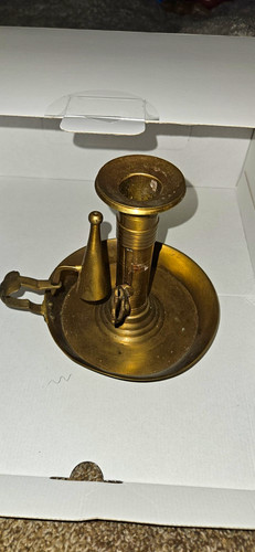 Vintage brass chamberstick - brass,